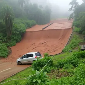 deslizamento de terra em Visconde de Mauá