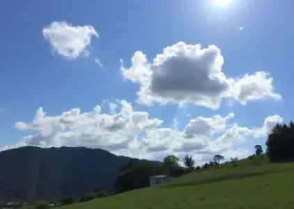 dia ensolarado em Resende