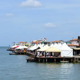 Feira Ponta de Estoque Resende